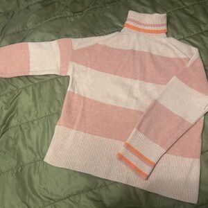 JCrew  small but fit like medium, boxy sweater worn twice. Side slits,Not crop.